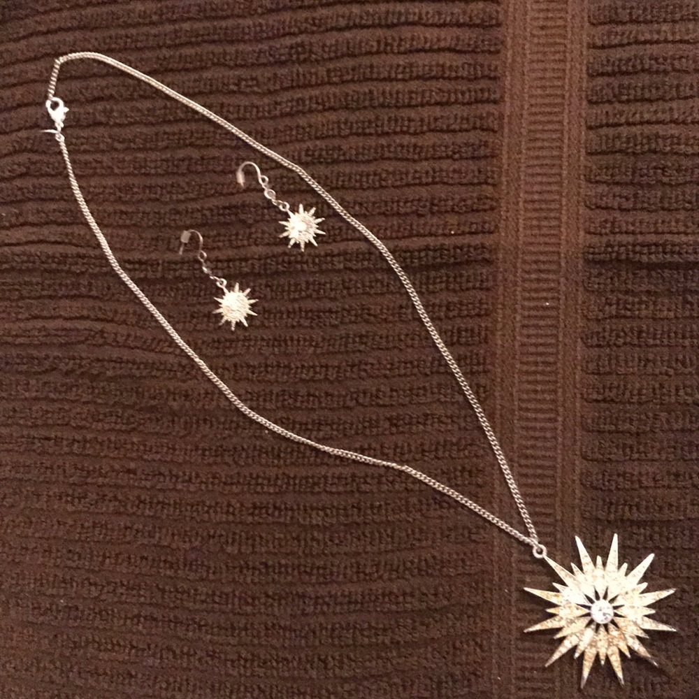 Silver Tone / Cubic Zirconia Starr Set